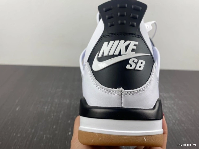 Rep x Jordan SB Nike 4 Air DR5415-100 0706
